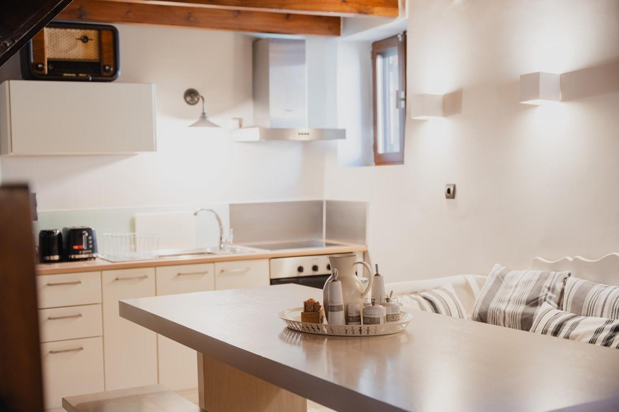 Domus Polymnia, Hospitality At Its Best!