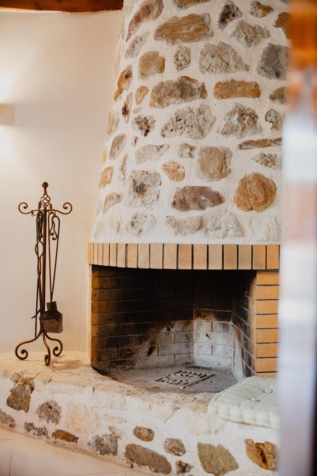 Domus Polymnia, Hospitality At Its Best! Apartment Spílion